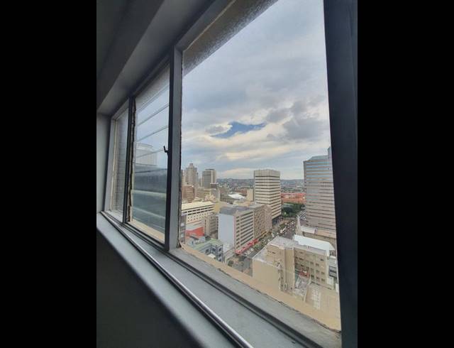 1 BEDROOM APARTMENT FOR SALE IN ESPLANADE